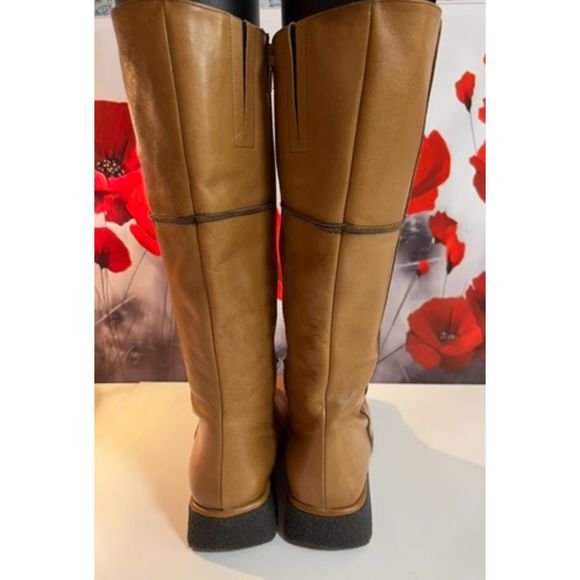 Pedro Miralles leather boots in EUC. Size 38 (7.5) - Picture 3 of 11